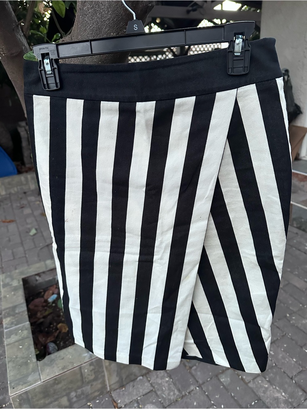 Zara Black and White Striped Pencil Skirt